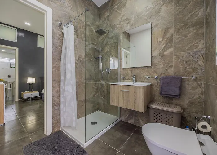 Spinola Bay Hideaway *