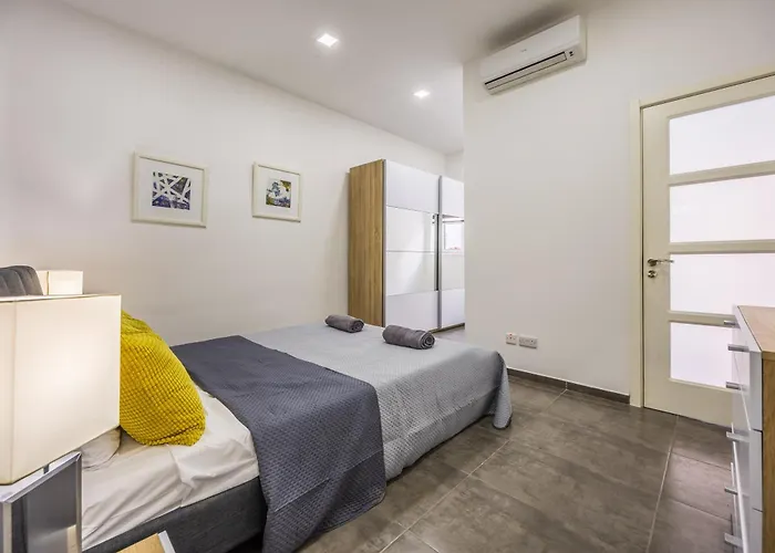 Spinola Bay Hideaway Lägenhet *